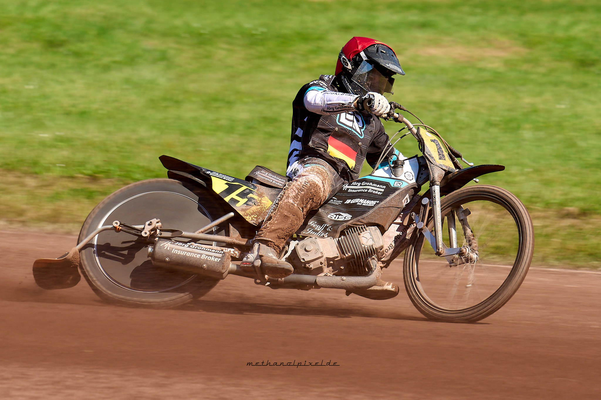 ILCE 7M4   A7401397c1 90